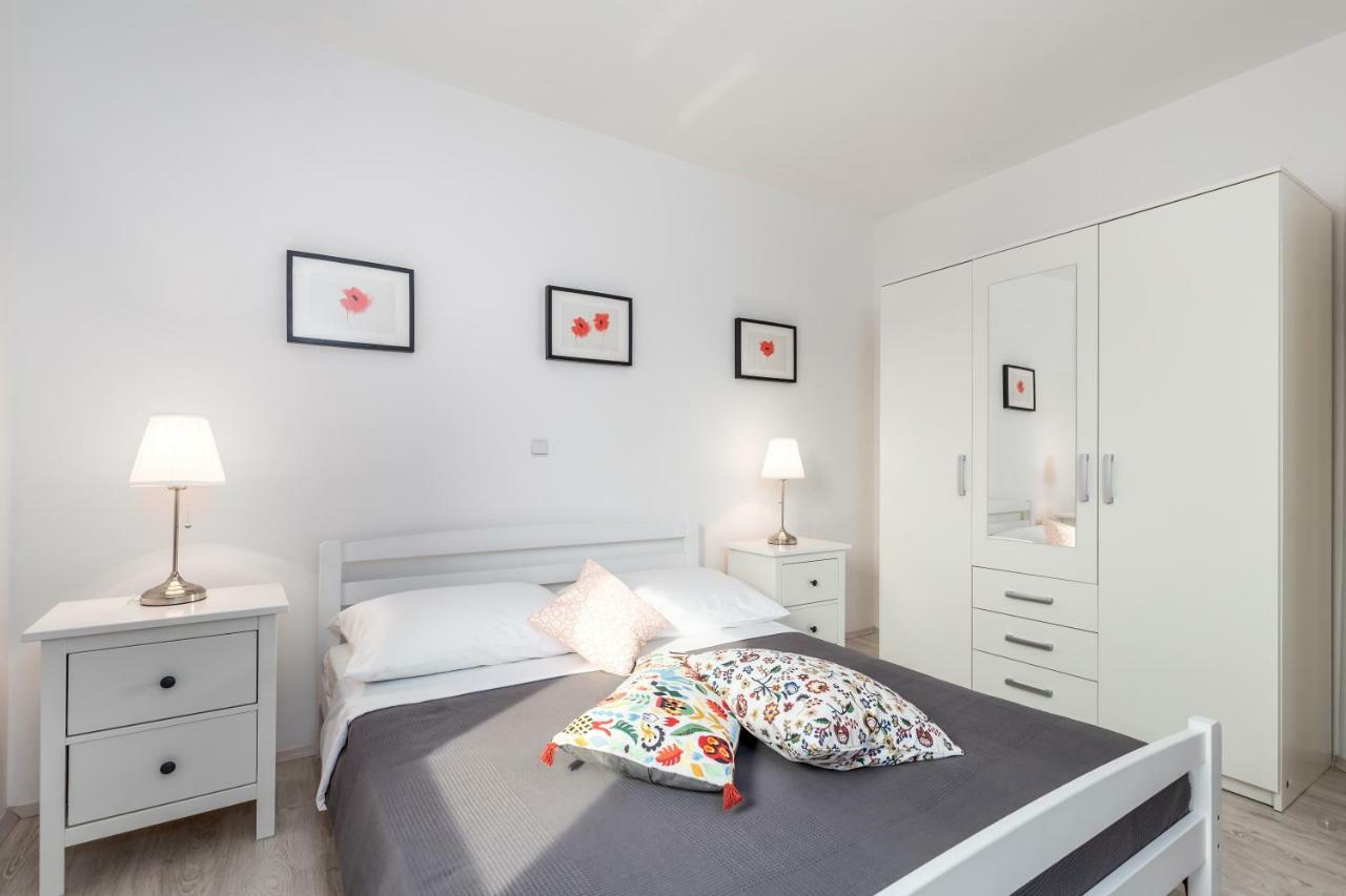 Ferienwohnung Julija Dramalj Exterior foto
